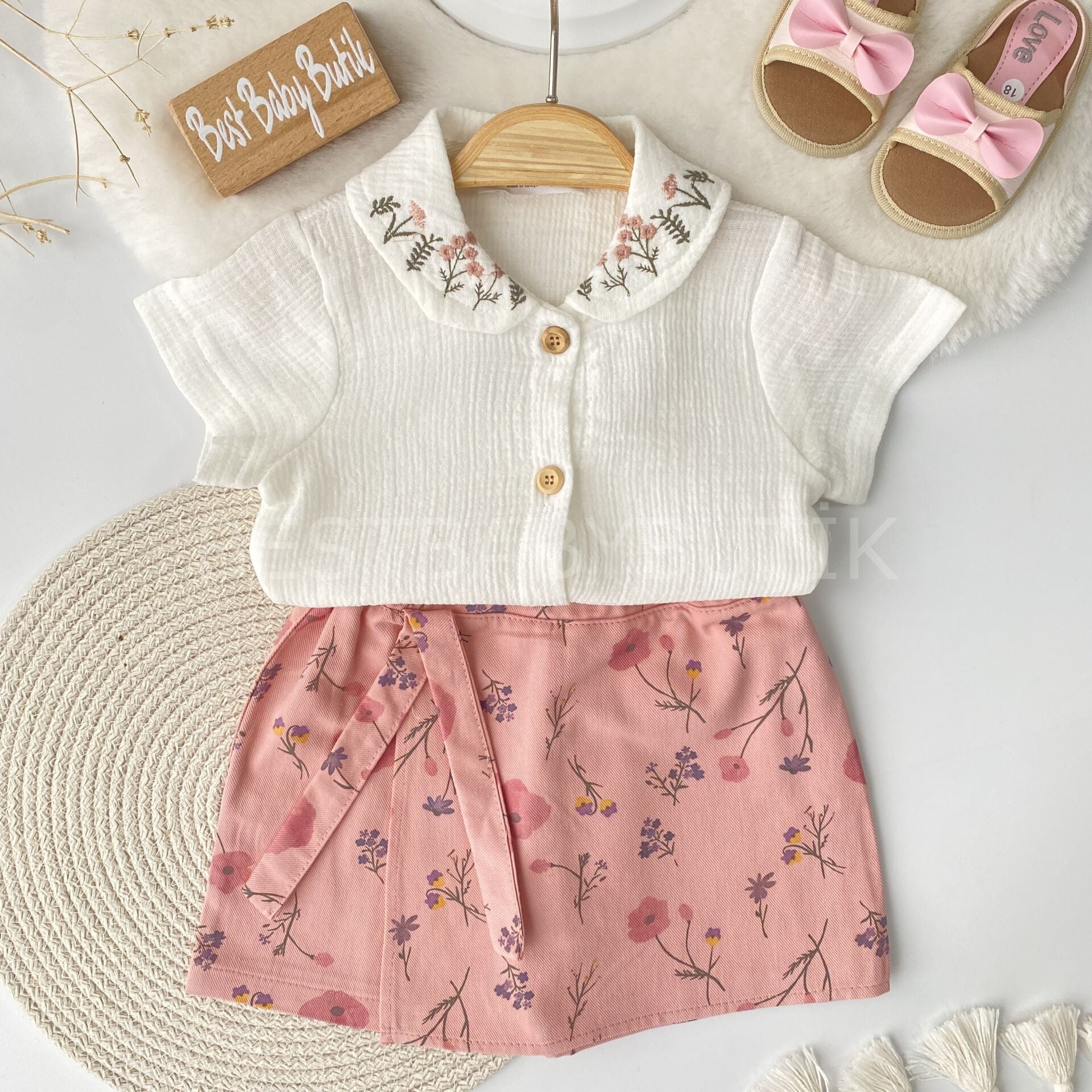 Çiçek Nakışlı Müslin Gömlekli Şort Etekli Takım 9-12 AY