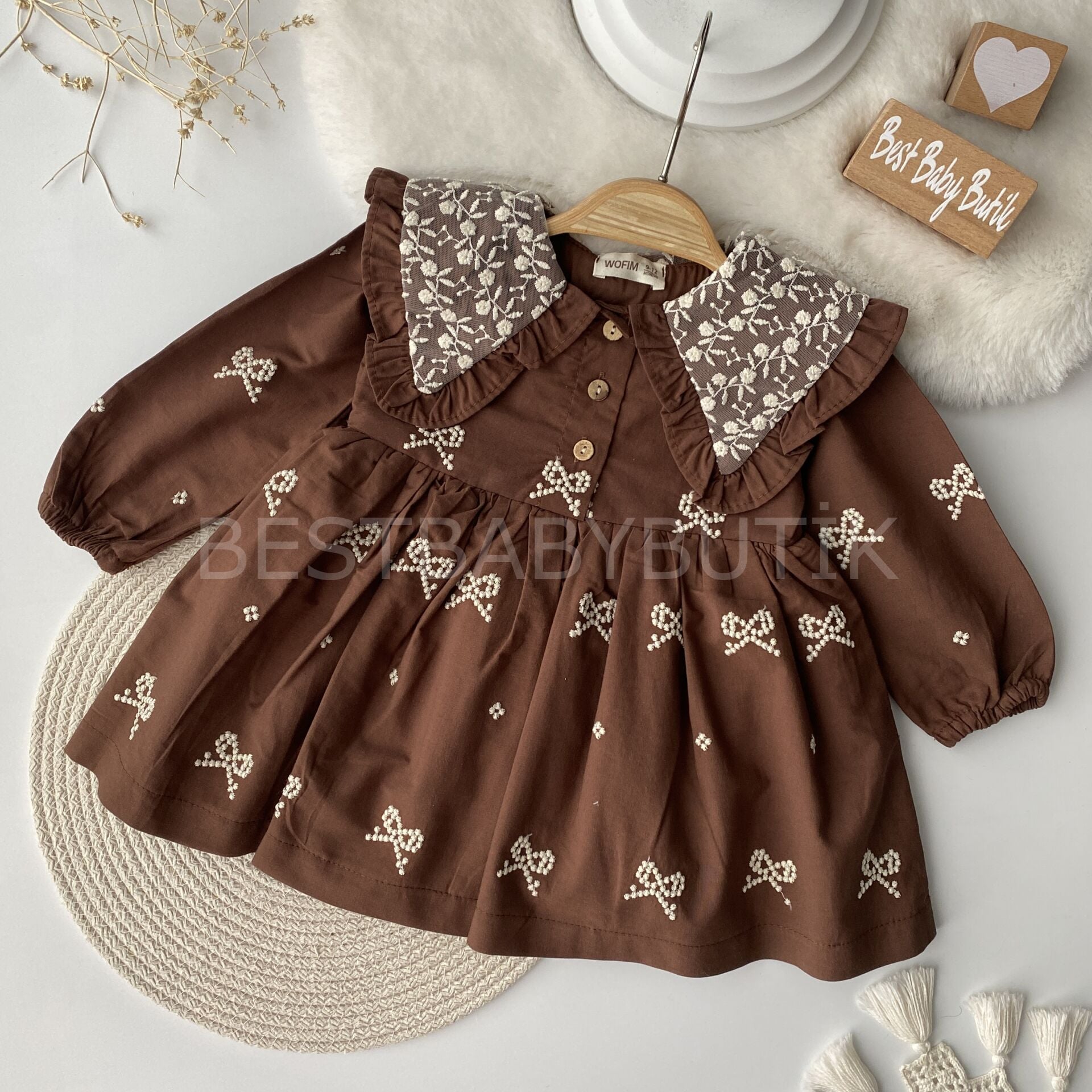 Vintage Kurdale Nakışlı Üçgen Yakalı Elbise (DAR KALIP) 12-18 AY