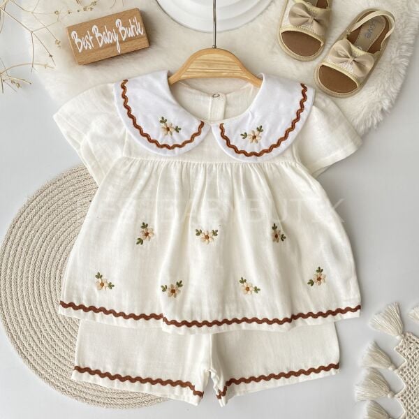 Çiçek Nakışlı Bebe Yaka Müslin Takım