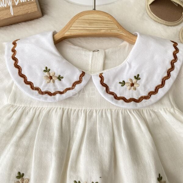 Çiçek Nakışlı Bebe Yaka Müslin Takım 12-18 AY