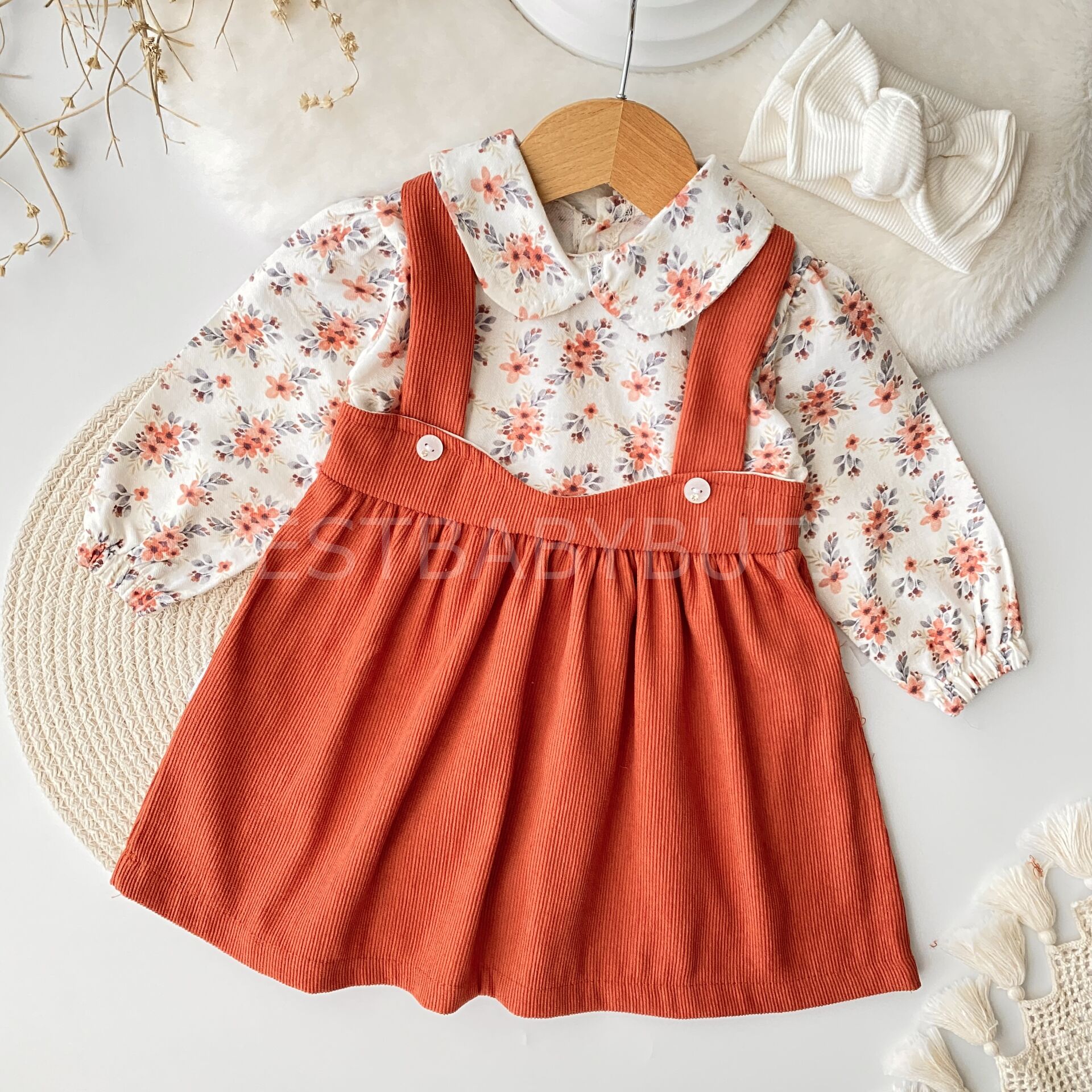 Çıtır Çiçekli Salopet Görünümlü Kadifeli Elbise