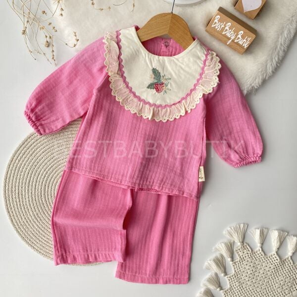 Çilek Nakışlı Bol Paça Müslin Takım