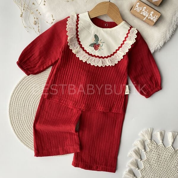 Çilek Nakışlı Bol Paça Müslin Takım