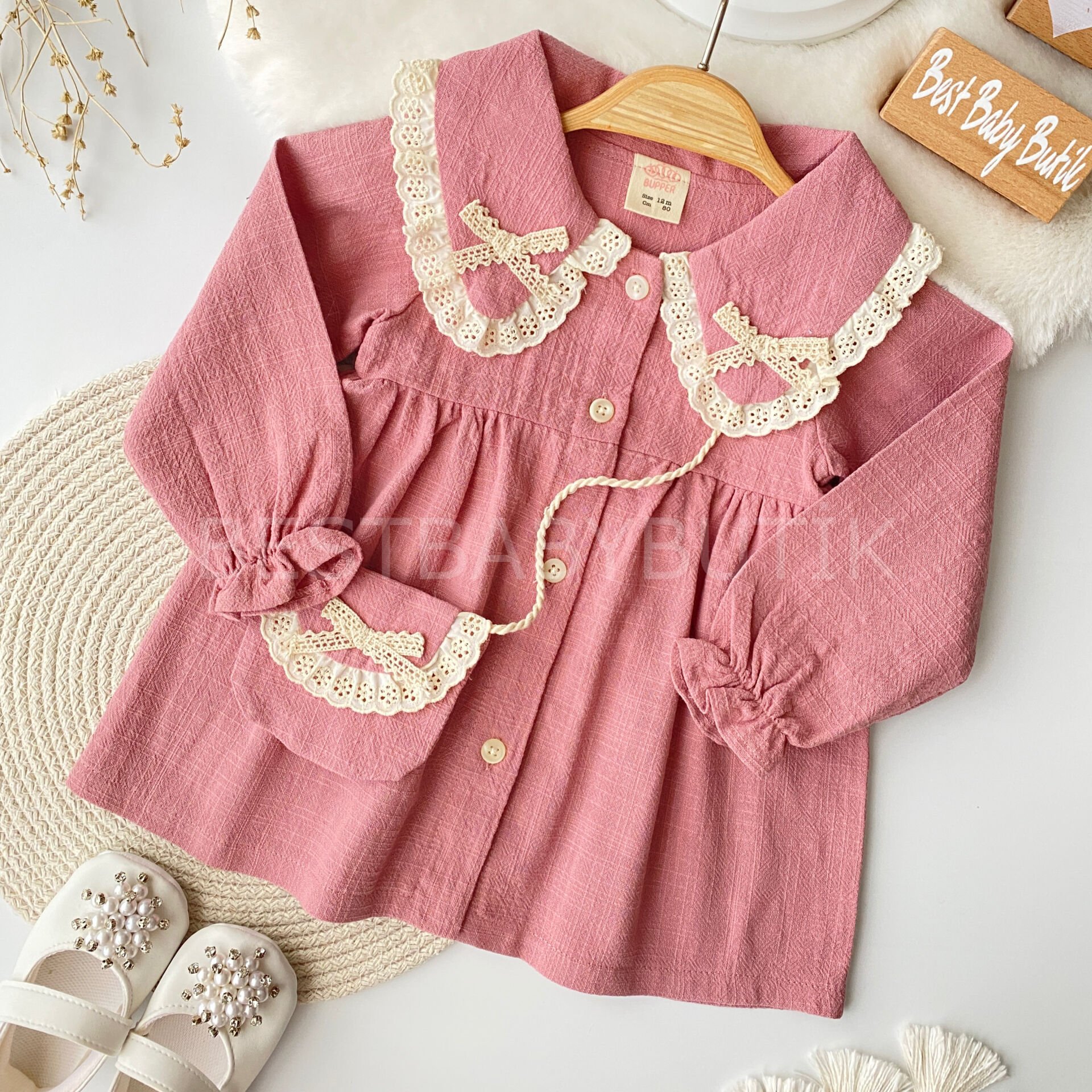 Fisto Yaka Nakışlı Çantalı Elbise 18-24 AY