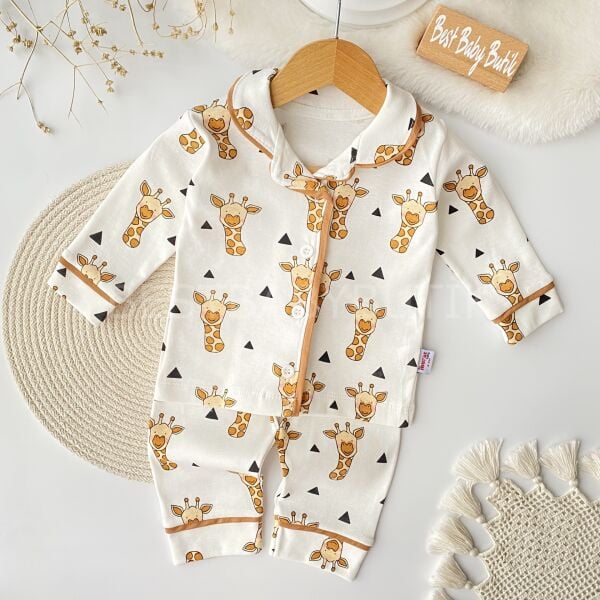 Zürafa Detaylı %100 PAMUK Pijama Takımı