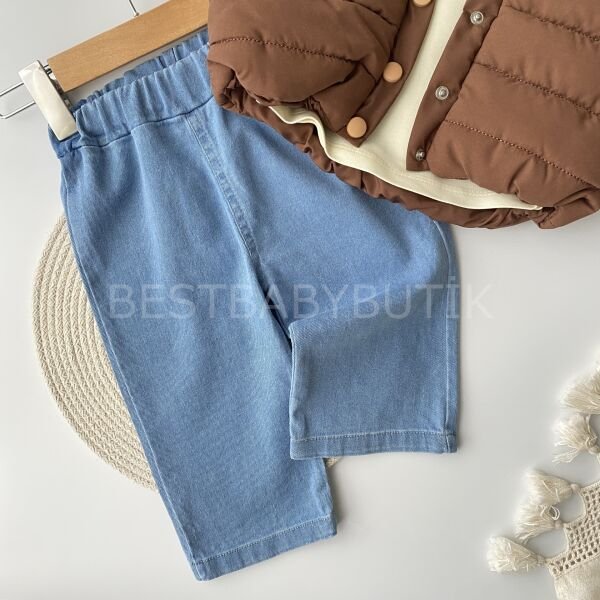 Çiçek Yaka Detaylı Şişme Yelekli Kot Pantolonlu 3’Lü Takım