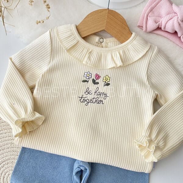 Çiçek Nakışlı Fırfır Yaka Kot Pantolonlu 2’Li Takım