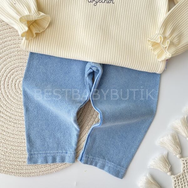 Çiçek Nakışlı Fırfır Yaka Kot Pantolonlu 2’Li Takım