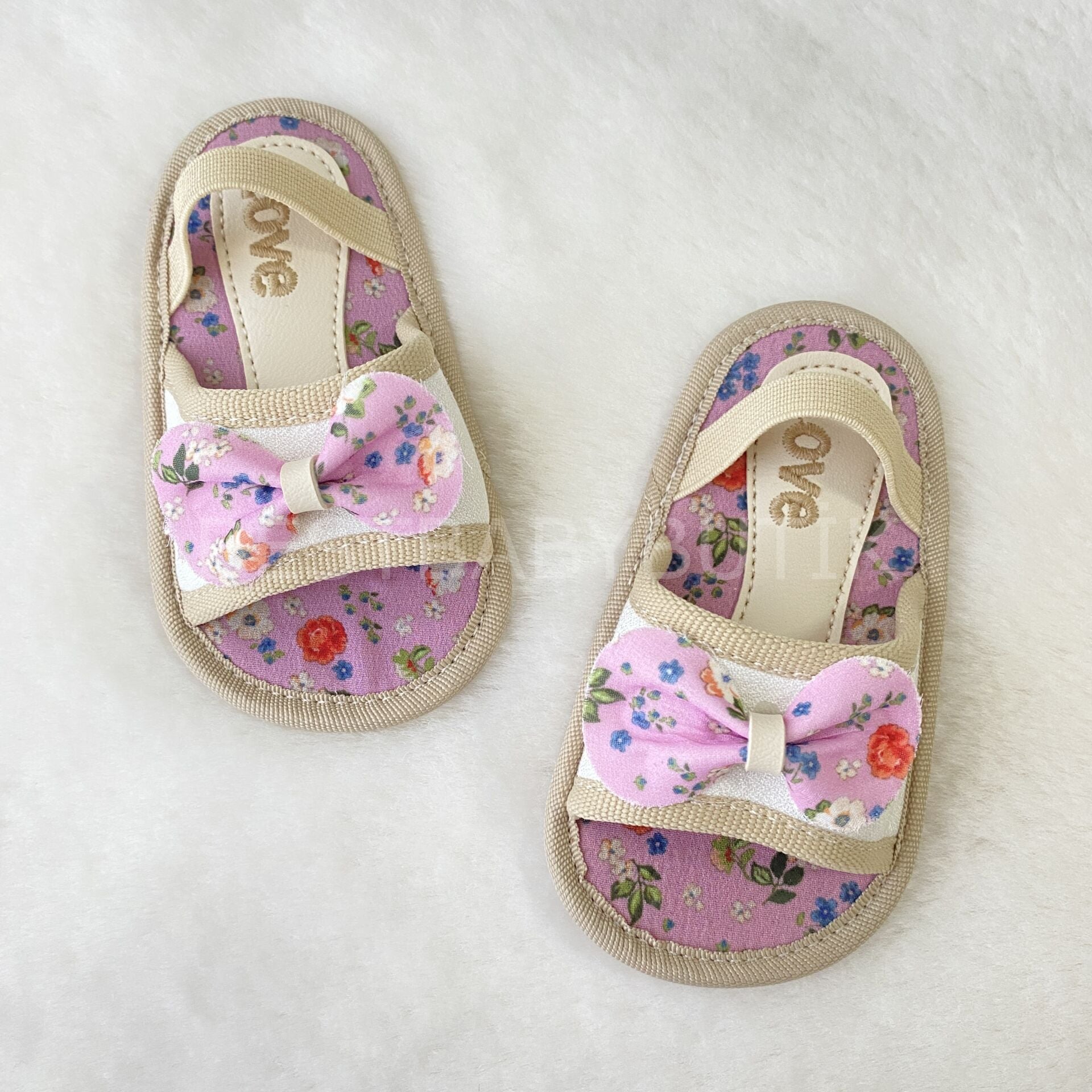 Fiyonklu Çiçekli Terlik 19 NUMARA 12 CM