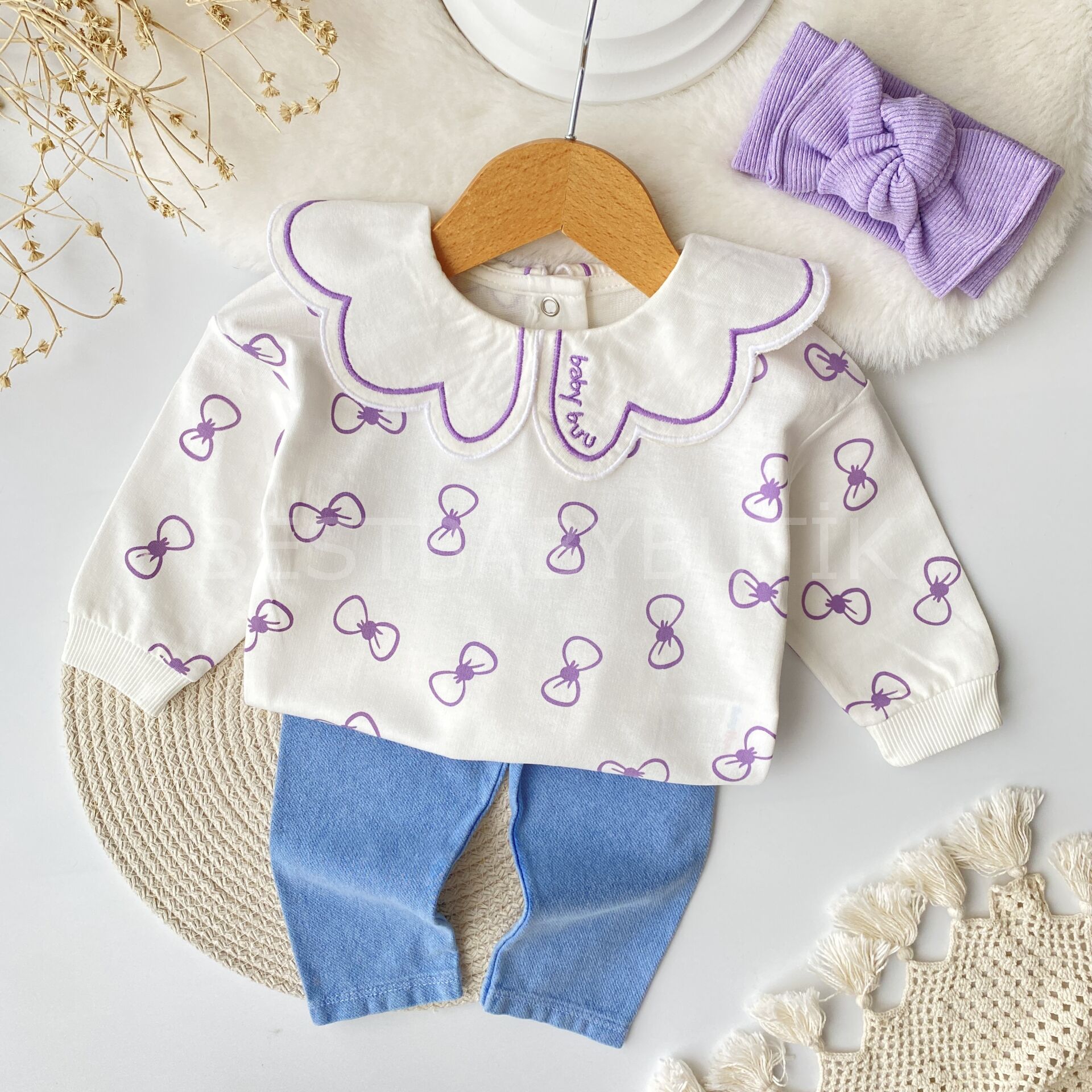 Babybuu Kurdale ve Çiçek Yaka Detaylı Kot Pantolonlu Takım