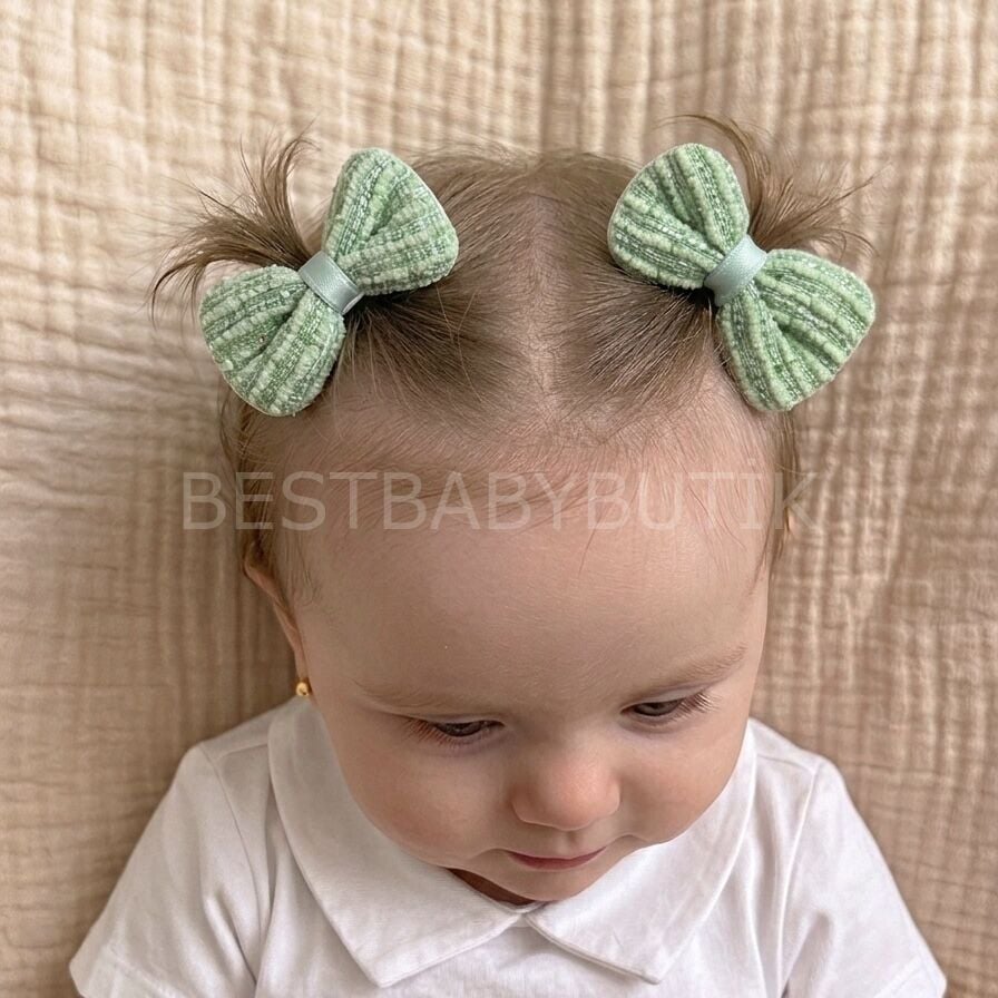 Yeşil Kadife Simli Kurdaleli Pens 2’li Toka