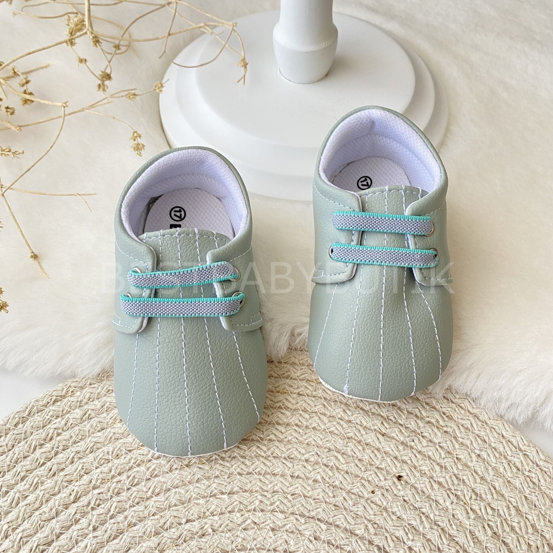 Yumuşak Makosen Ayakkabı 17 NUMARA (4-8 AY)