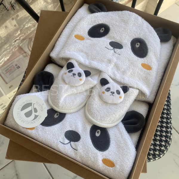 PREMIUM BAMBU PAMUK PANDA DESENLİ 3 PARÇA BORNOZ SETİ