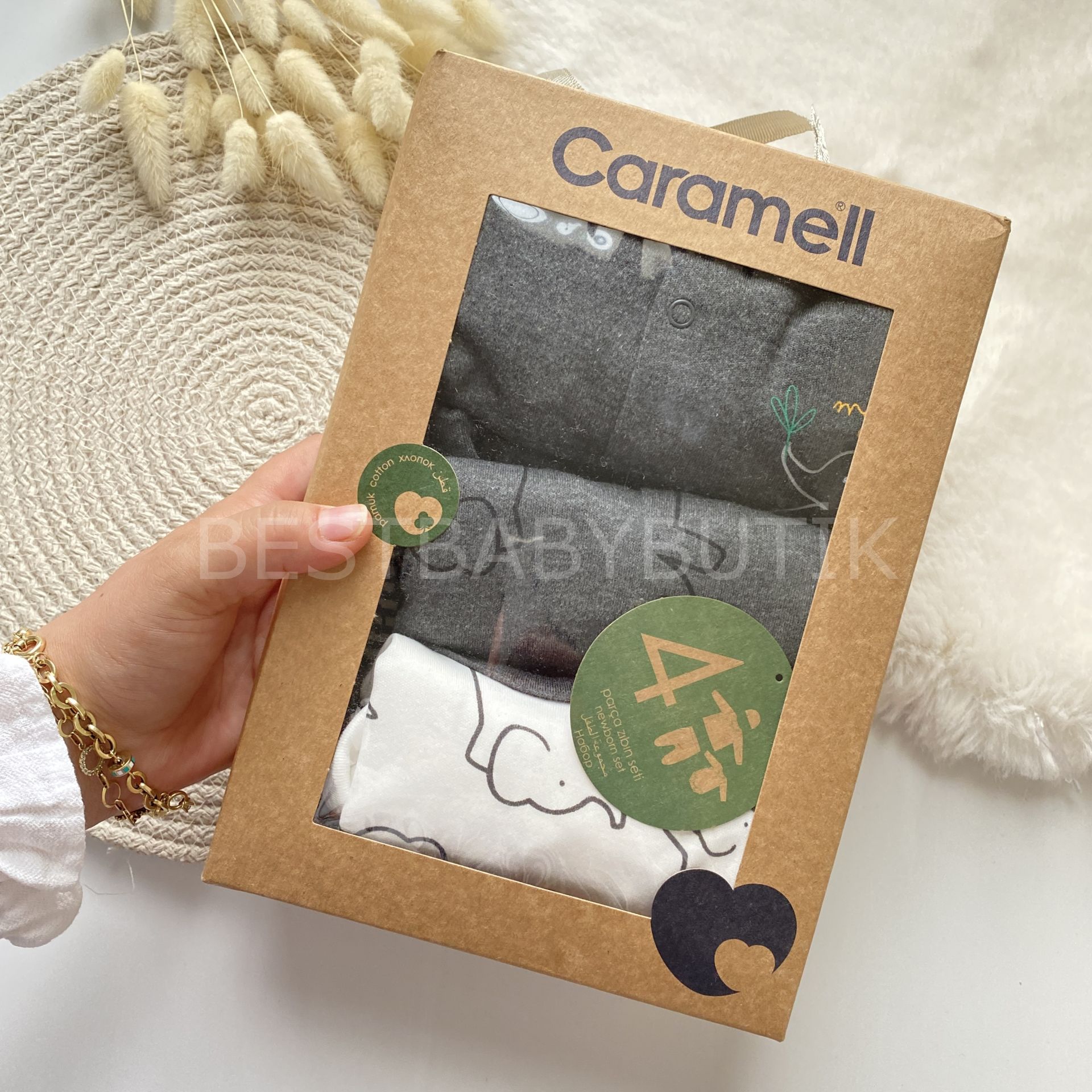 CARAMEL ORGANİK SERİ AYICIKLI KUTULU 4 PARÇA ZIBIN  SETİ