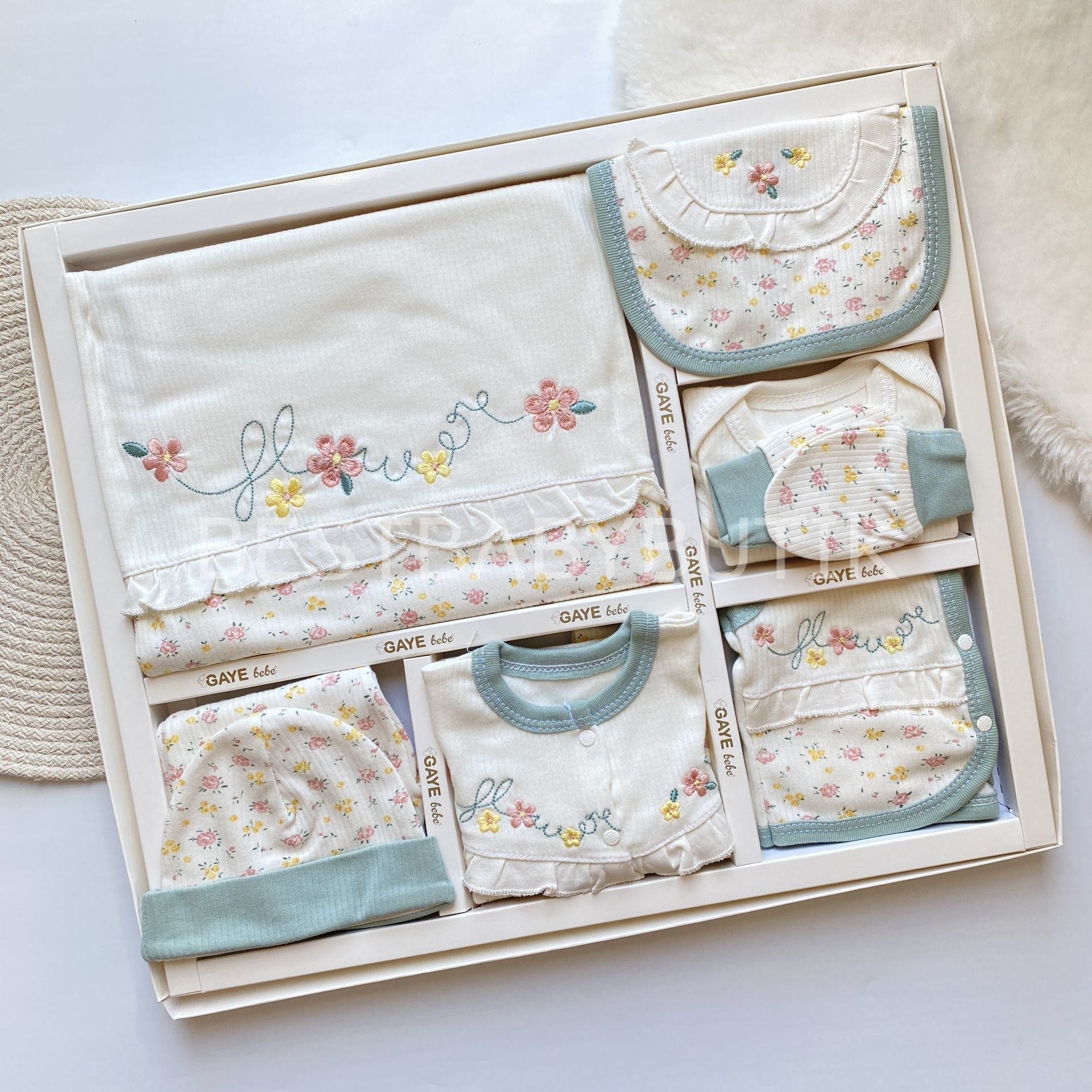 FLOWERS ÇITIR ÇİÇEKLİ FİTİLLİ 10 PARÇA HASTANE ÇIKIŞI SETİ