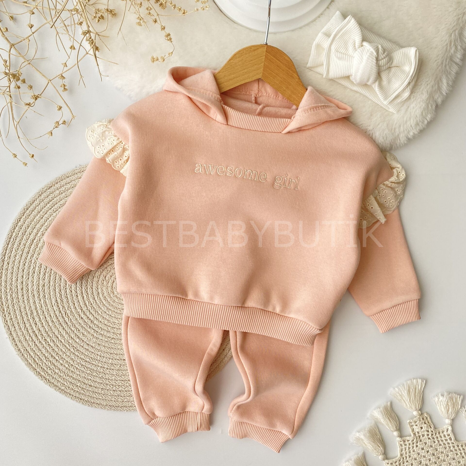 NAKIŞ VE KOL FİSTO DETAYLI KAPŞONLU ŞARDONLU 2’Li TAKIM