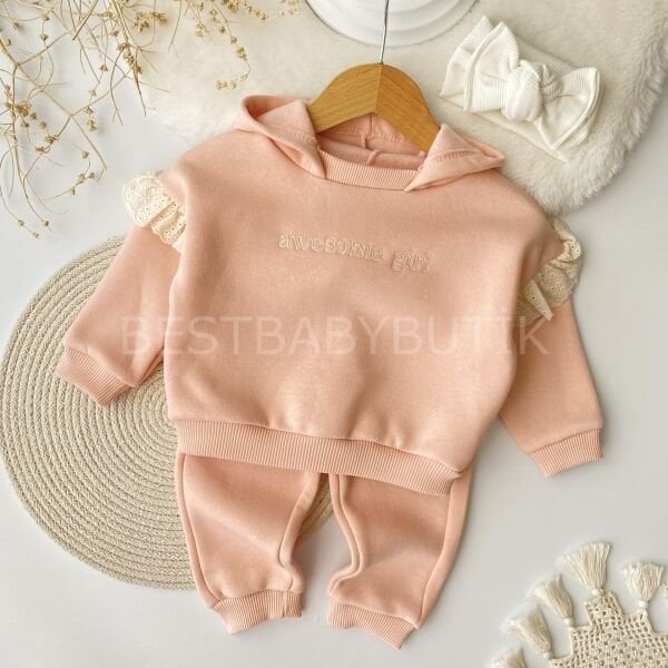 NAKIŞ VE KOL FİSTO DETAYLI KAPŞONLU ŞARDONLU 2’Li TAKIM