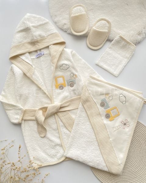 TRAKTÖR DETAYLI SOFT BEJ 4’LÜ BORNOZ-HAVLU SETİ