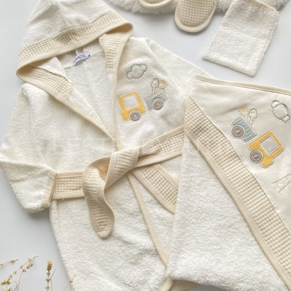 TRAKTÖR DETAYLI SOFT BEJ 4’LÜ BORNOZ-HAVLU SETİ