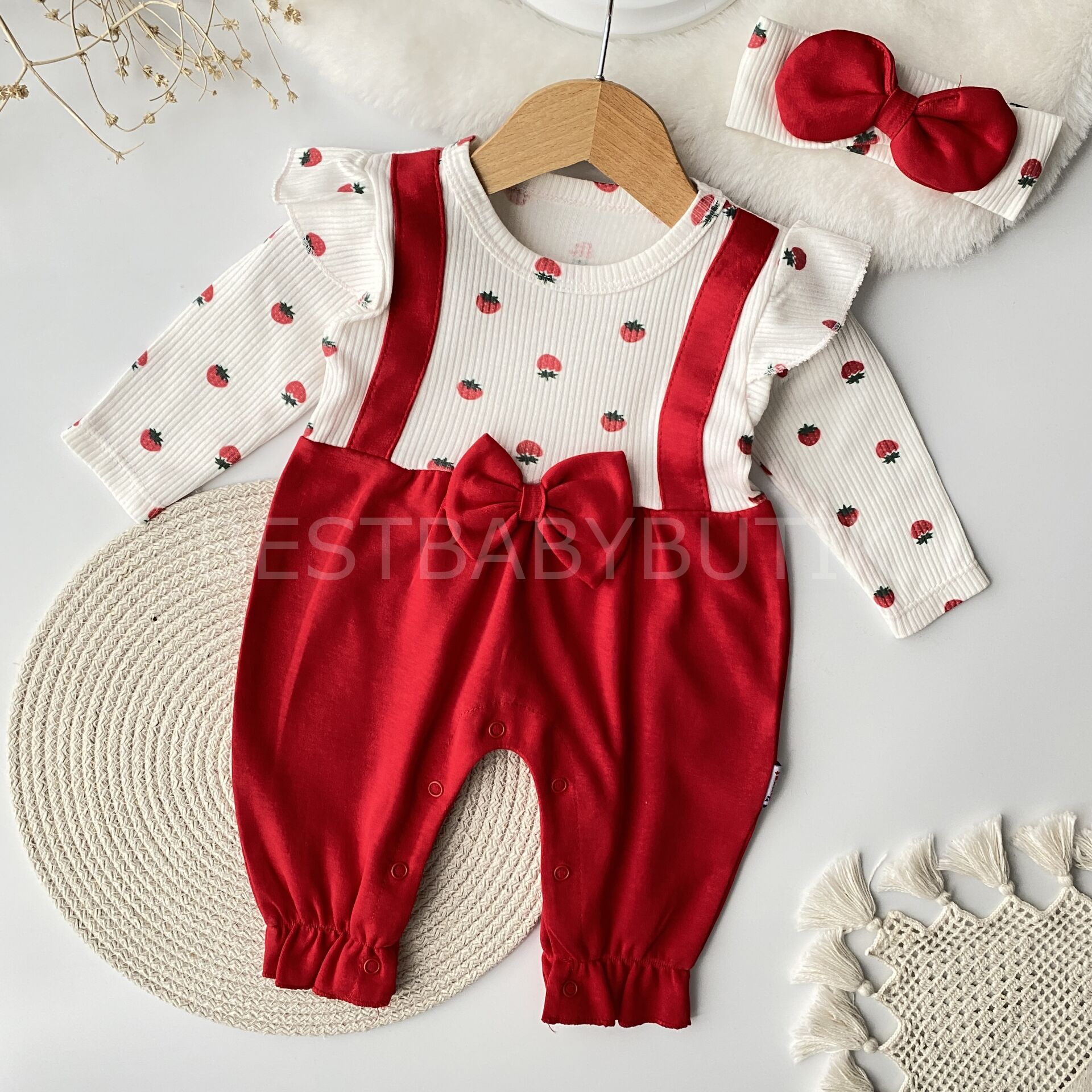 Çilek Detaylı Salopet Görünümlü Bandanalı Tulum