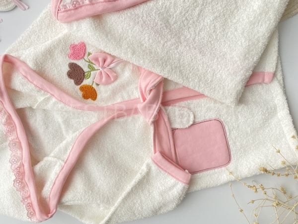 PAPATYA VE FİSTOLU 4’LÜ BORNOZ-HAVLU SETİ