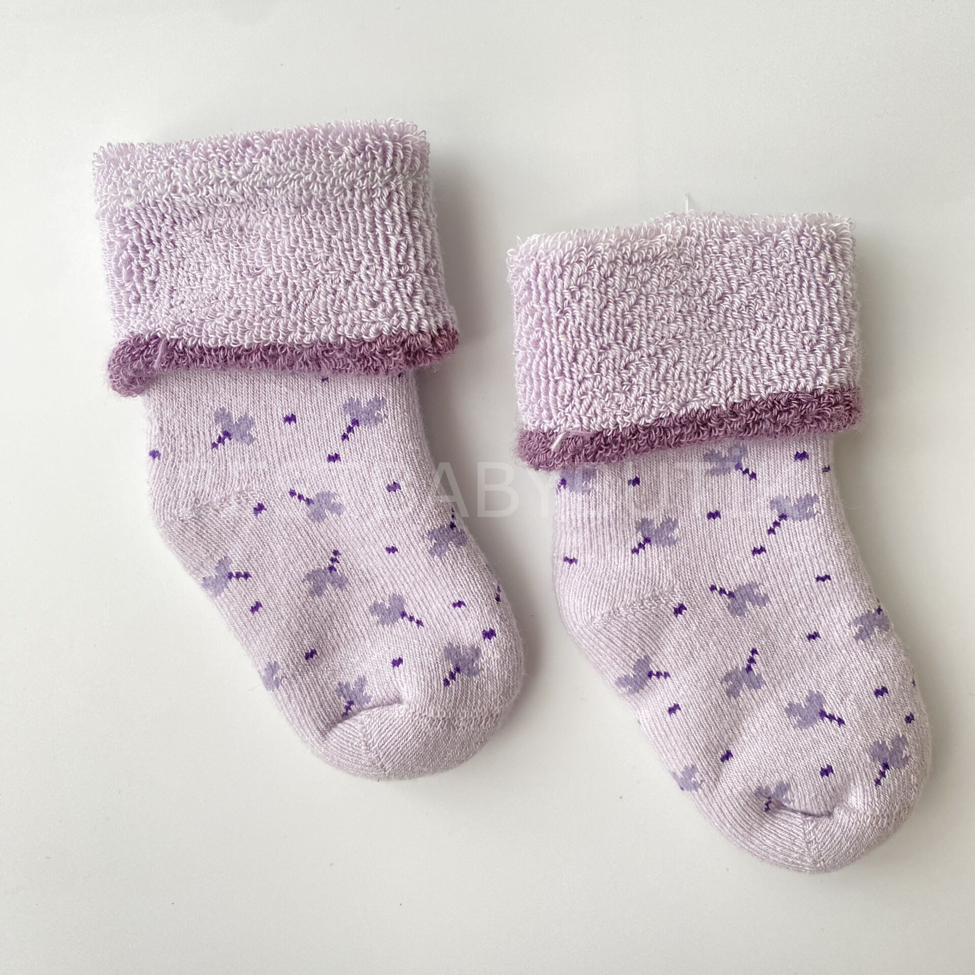 MOR ÇİÇEKLİ HAVLU ÇORAP 6-24 AYLIK