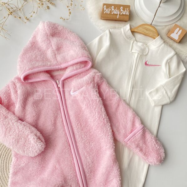 Nıke Nakışlı Peluş Kapşonlu 2’Li Tulum Seti 6-9 AY