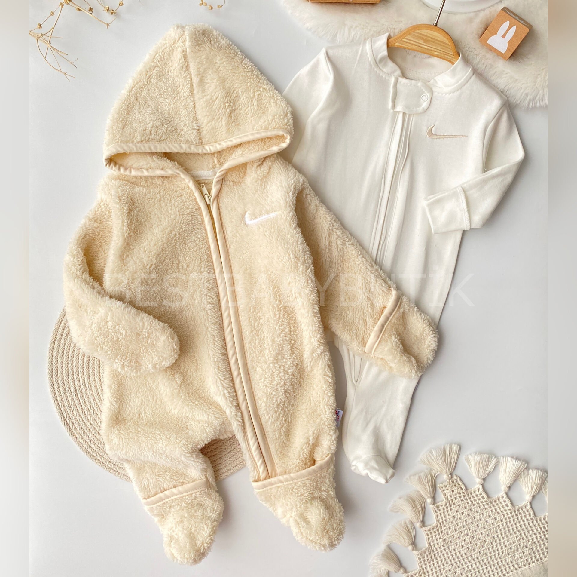 Nıke Nakışlı Peluş Kapşonlu 2’Li Tulum Seti