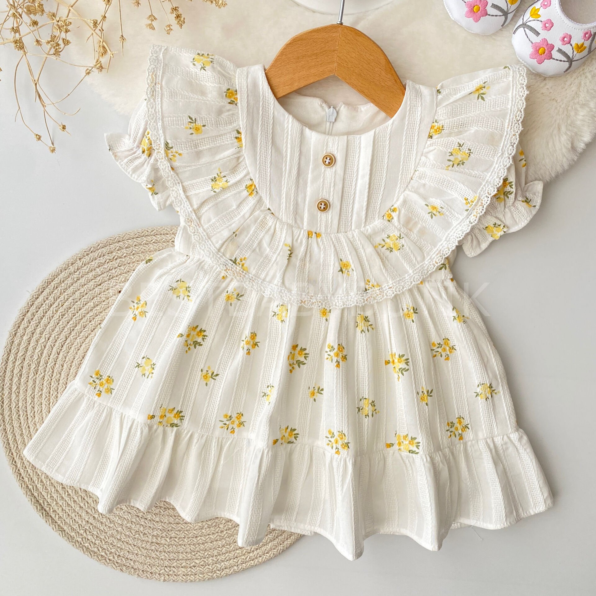 Çıtır Çiçekli Yaka Detaylı Katlı Elbise 6-9 AY