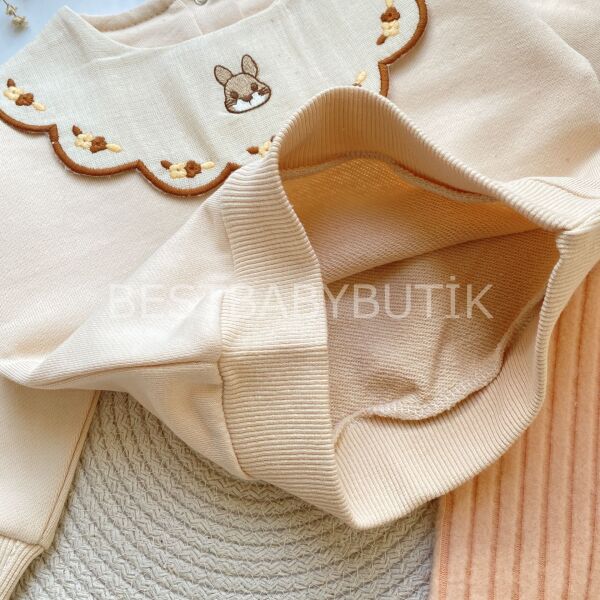 TAVŞANCIK NAKIŞLI BÜYÜK YAKA DETAYLI İSPANYOL PAÇA 2’Lİ TAKIM 12-18 AY