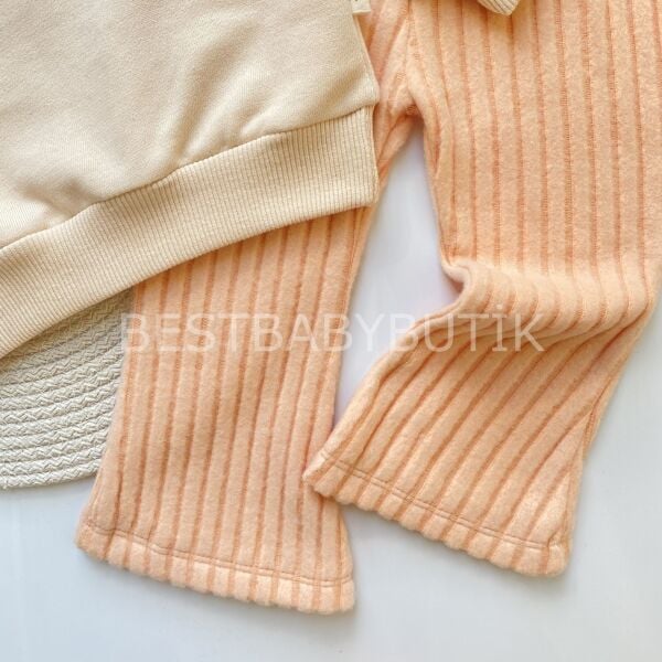 TAVŞANCIK NAKIŞLI BÜYÜK YAKA DETAYLI İSPANYOL PAÇA 2’Lİ TAKIM