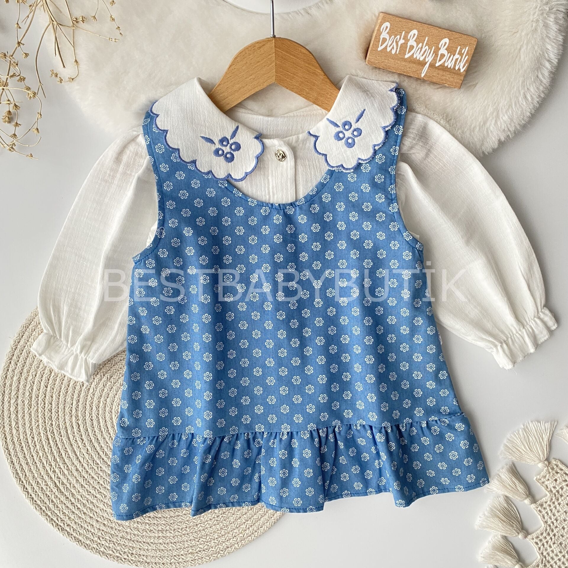 Sara Nakışlı Bebe Yaka Detaylı Gömlekli Kot Elbise (KARGOSU PERŞEMBE)