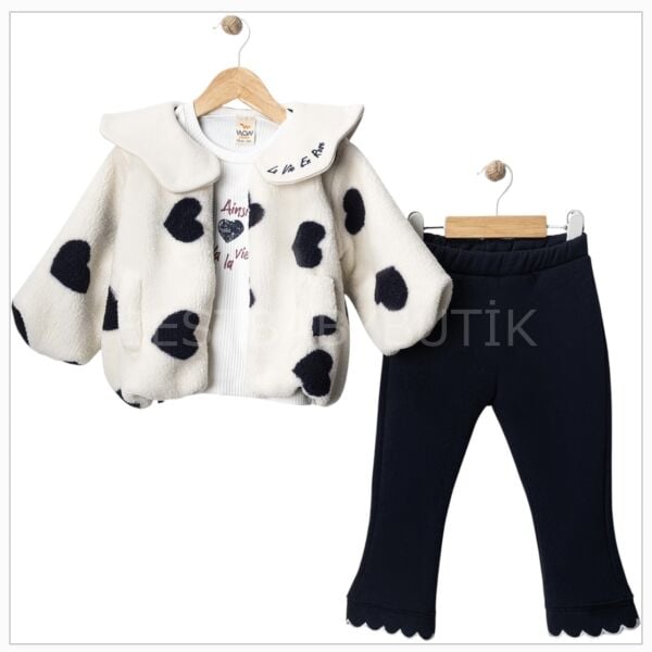 Yakası Nakışlı Kalpli Peluş Ceketli 3’Lü Takım