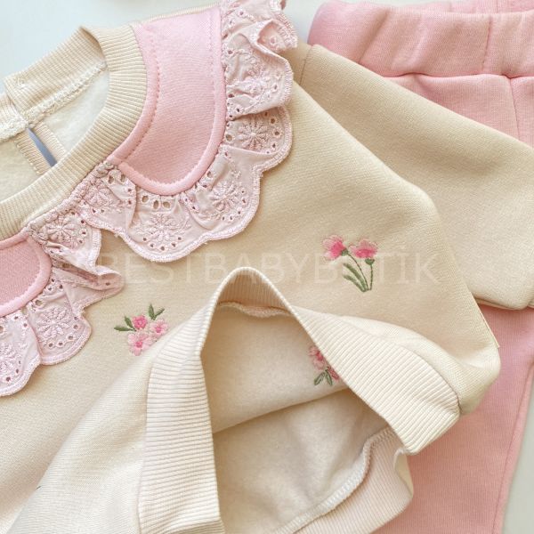 SOFİA ÇİÇEK NAKIŞLI BEBEK YAKA ŞARDONLU KIŞLIK ALT ÜST TAKIM