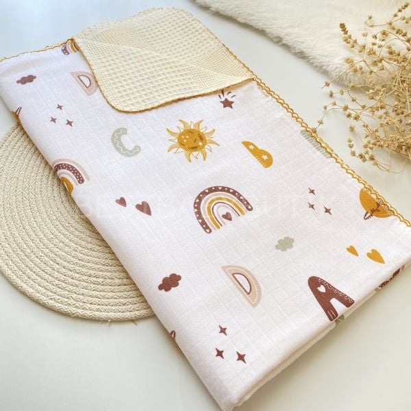 GÜNEŞLİ HARF DETAYLI UNISEX PİKELİ BÜYÜK BOY BATTANİYE