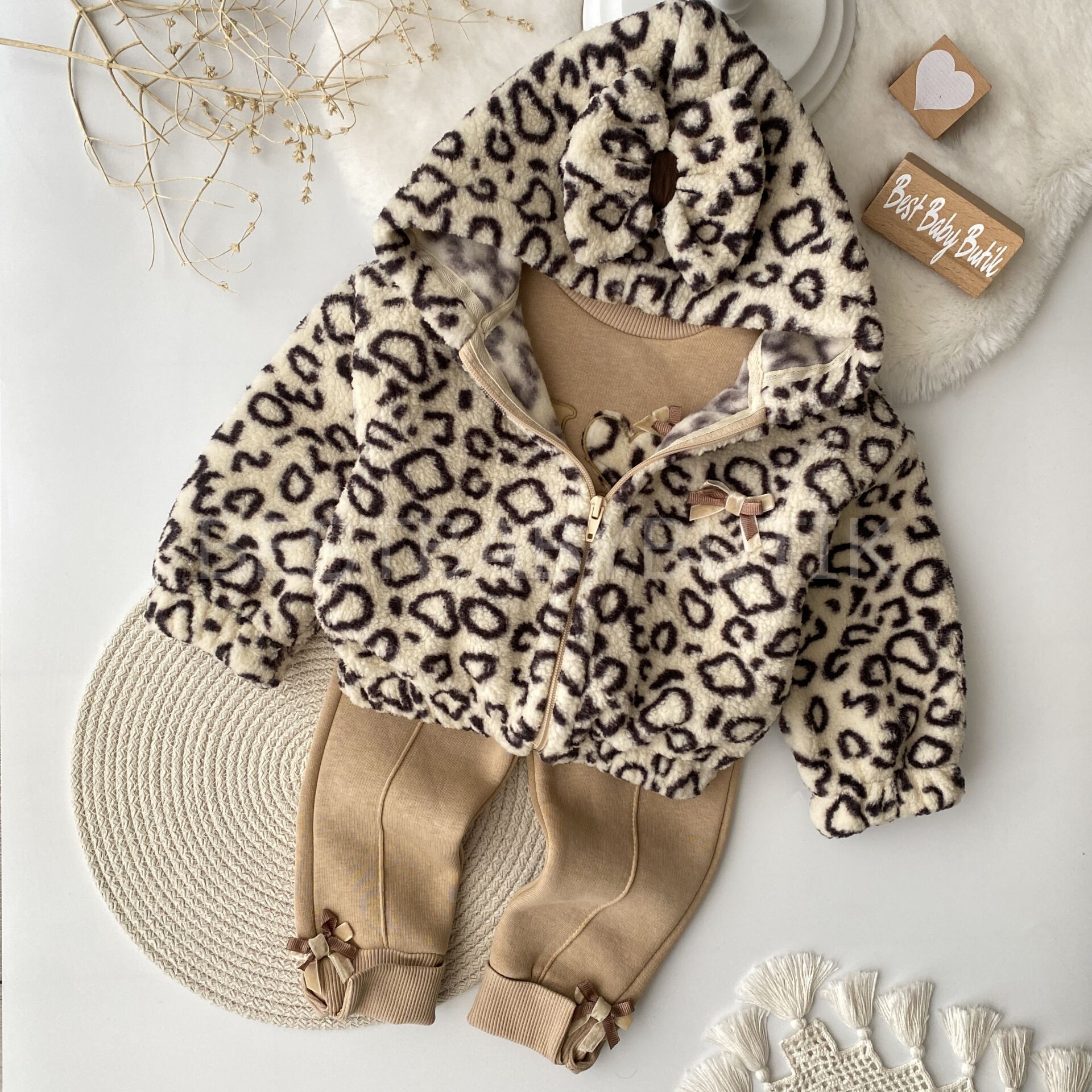 Leopar Desenli Montlu Şardonlu 3’Lü Takım