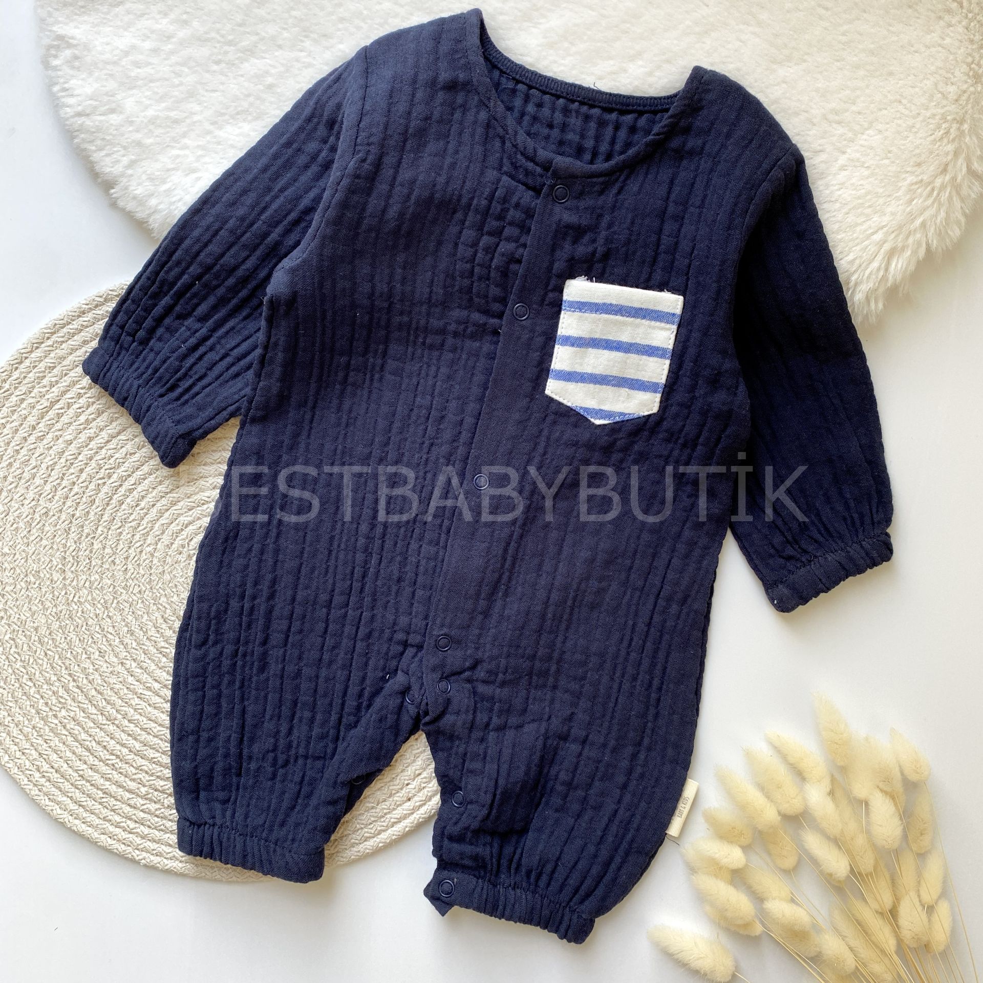 CEP DETAYLI LACİVERT MÜSLİN TULUM