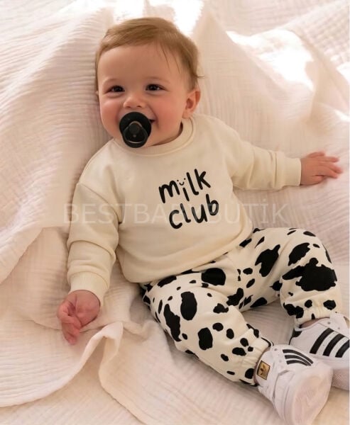 Milk Yazılı Sırt Baskılı Oversize Eşofman Takımı