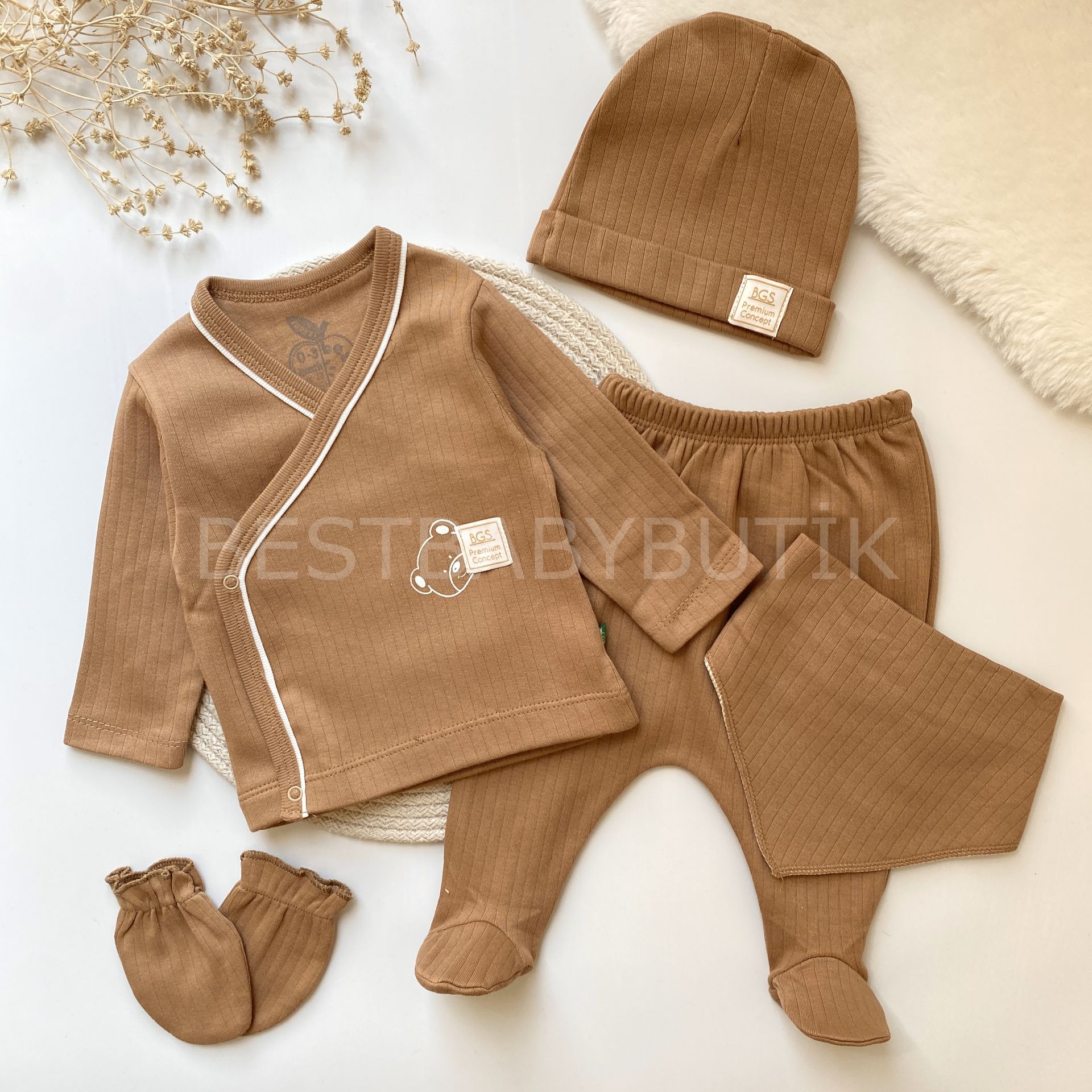 NATUREL SOFT BİYELİ FİTİLLİ 5 PARÇA HASTANE ÇIKIŞI SETİ