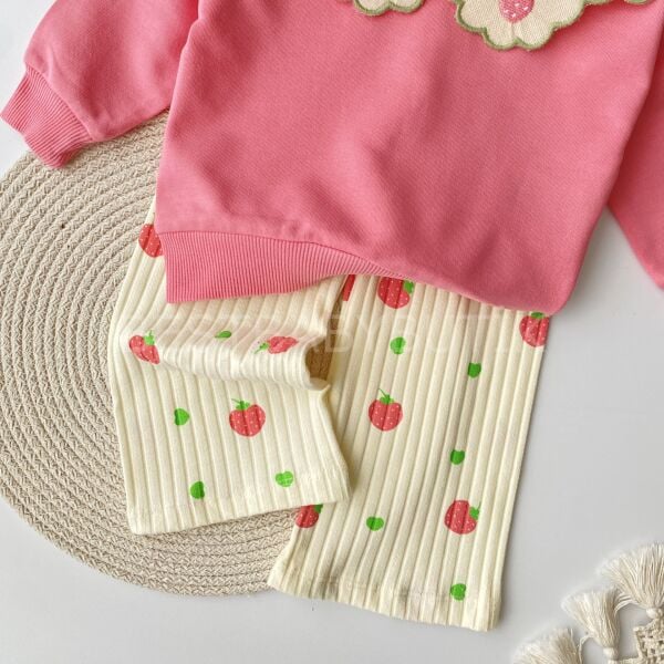 Çilek Nakışlı Bebe Yaka Bol Paça 2’Li Takım
