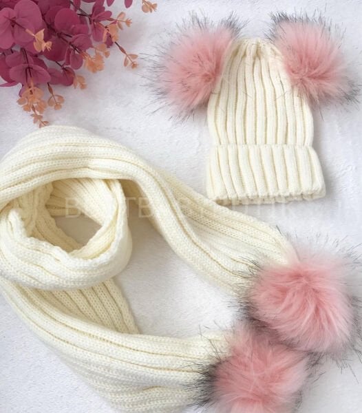 Pembe Ponponlu Beyaz Atkı Ve Bere Takımı