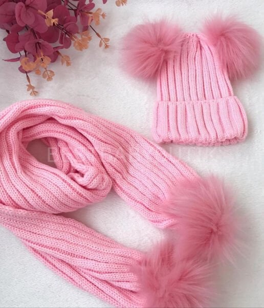 Pembe Ponponlu Beyaz Atkı Ve Bere Takımı
