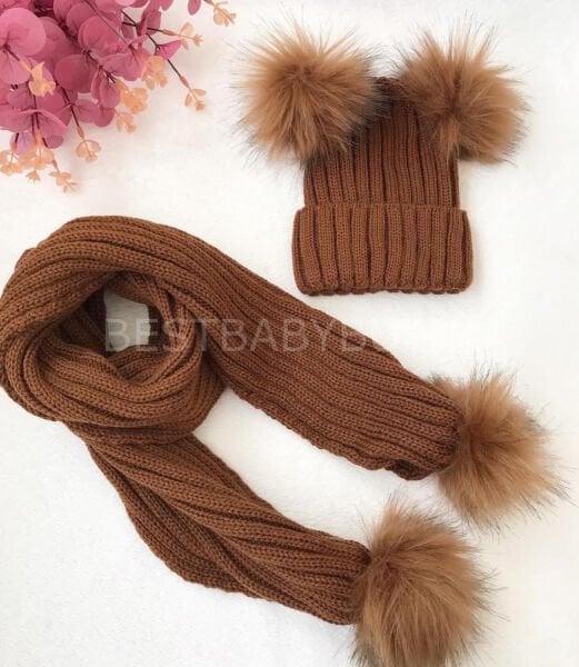 Kahve Ponponlu Beyaz Atkı Ve Bere Takımı