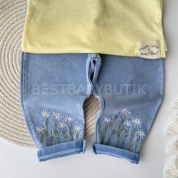 Papatya Nakışlı Kot Pantolonlu ve Fisto Yakalı 2’Li Takım 18-24 AY