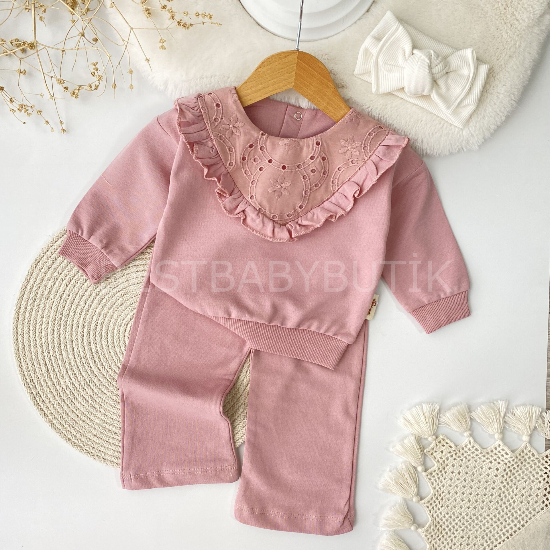 Fisto Yaka Detaylı Fırfırlı Bol Paça 2’Li Takım