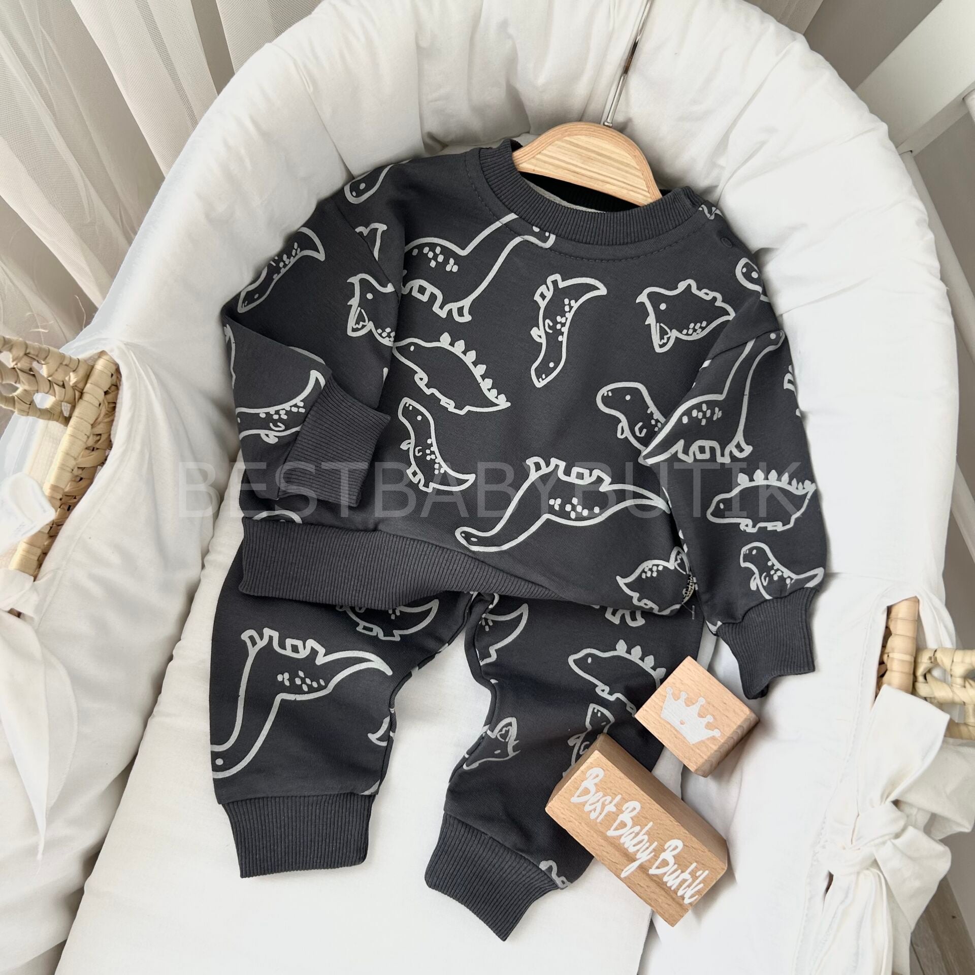 Dinazor Detaylı Oversize 2’Li Takım 18-24 AY
