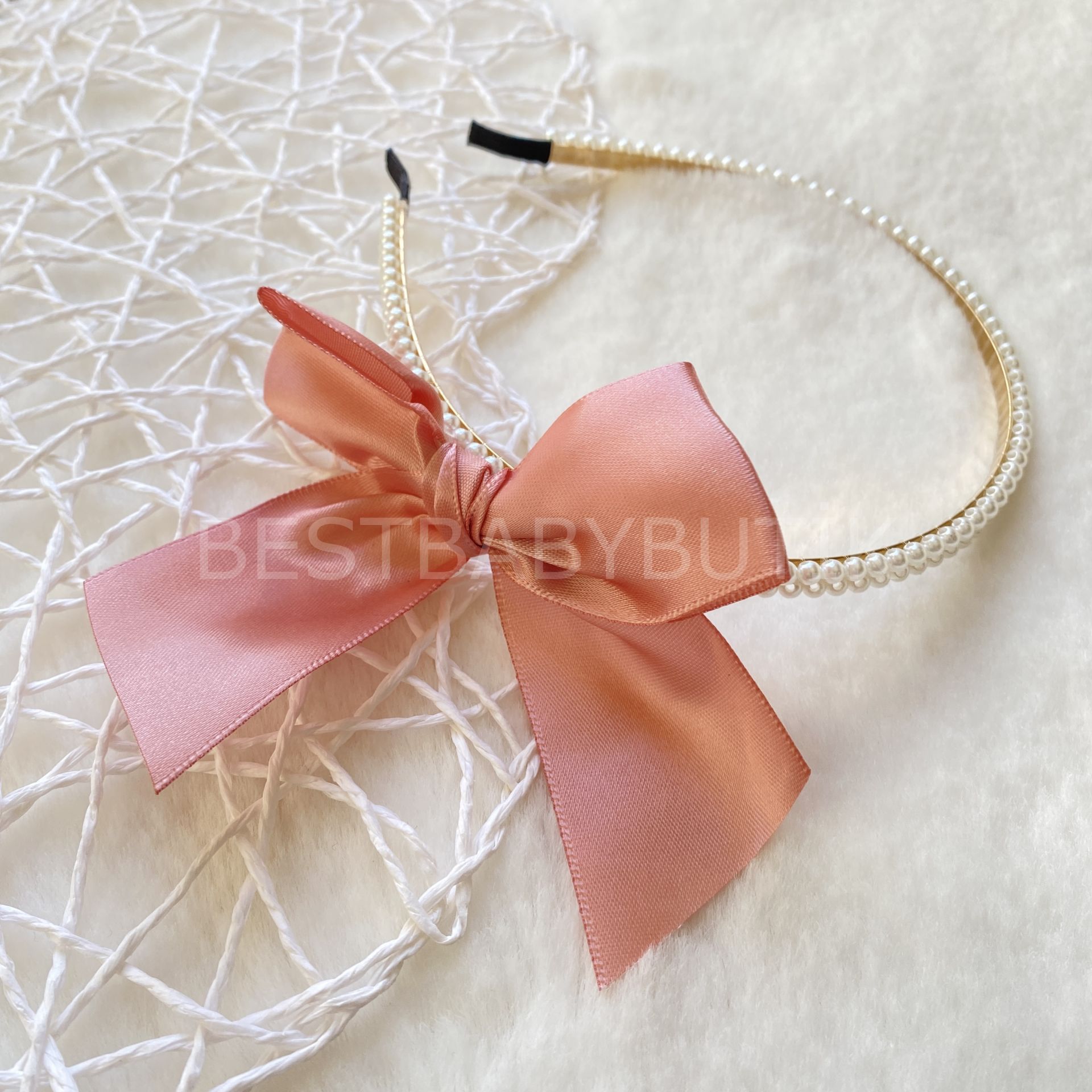 PEMBE FİYONK İNCİLİ TAÇ (ANNE,LOHUSA,MEVLÜT)
