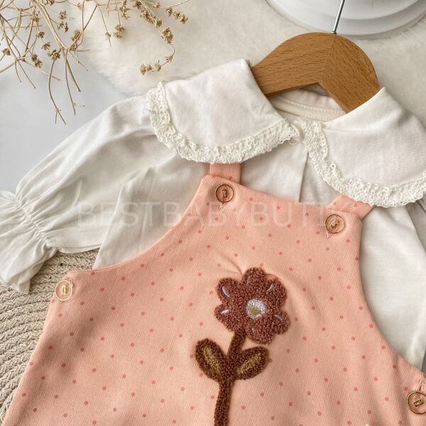 Papatya Nakışlı Benekli Fistolu Büyük Bebe Yaka Badili Tulum