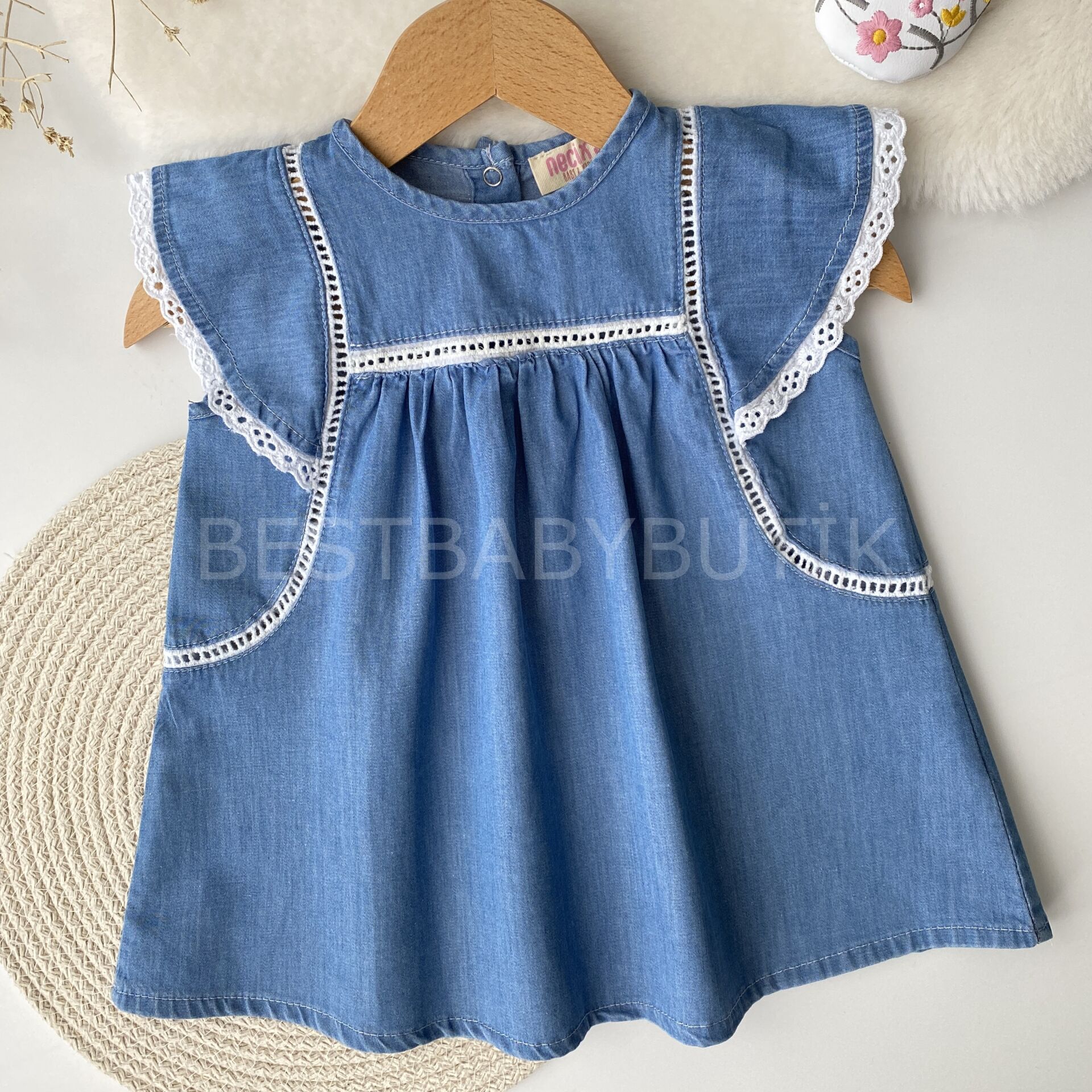 Fisto Kol Detaylı Fırfırlı Kot Elbise