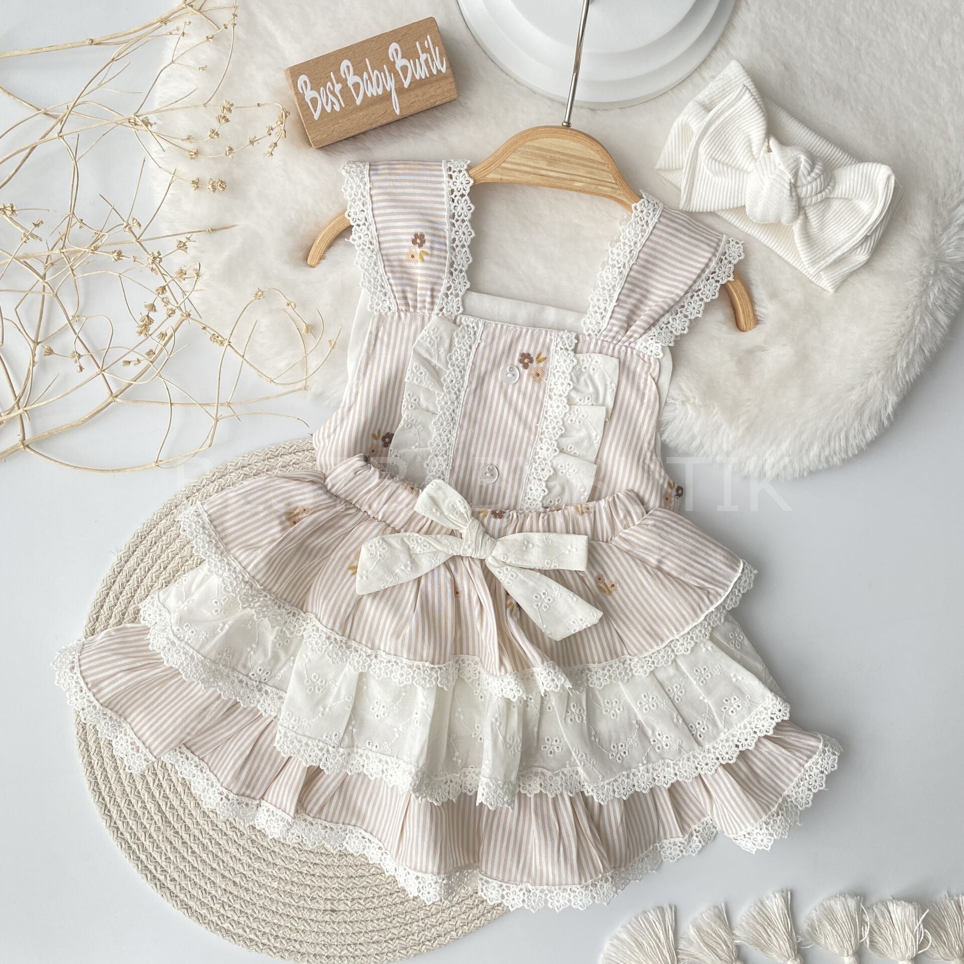 Premium Fransız Dantelli Bluz Ve Fırfırlı Etek 12-18 AY